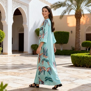 Abaya maxi premium pour femmes musulmanes, robe sur mesure OEM avec des matériaux de haute qualité - Product Image 4