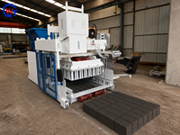 Machine mobile de fabrication de blocs de béton creux WT18-15 avec moules personnalisés