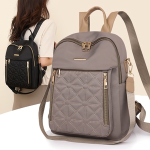 Mochila de gran capacidad de 20-35L de tela Oxford versátil de estilo coreano con bordado acolchado de diamantes para mujer, novedad de 2023 - Product Image 4
