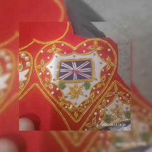 Parche de abeja bordado con cuentas de alta calidad, diseño de abeja con pedrería, aplique termoadhesivo, accesorios de moda para ropa, venta al por mayor - Product Image 1