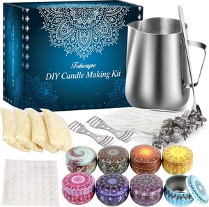 <span class=keywords><strong>Kit</strong></span> de <span class=keywords><strong>fabrication</strong></span> de bougies maison de 10 lb de cire de soja biologique et de cire de paraffine pour Noël, le Nouvel An, les mariages, Diwali, Pâques, longue durée de combustion - Product Image 1