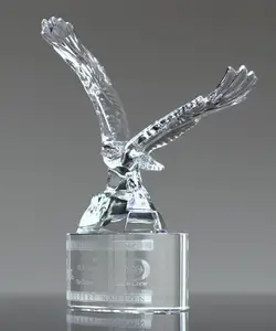 هيتوب تصميم فاخر لجائزة الزعامة كريستال إيقل لجائزة الفائز بالجولف هدية