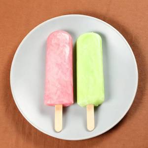 Oferta Especial: Helado en Forma de Lengua Verde con Sabor a Frutas (Manzana, Fresa, Uva, Mango, Maracuyá) en Bolsa de 70g - Product Image 6