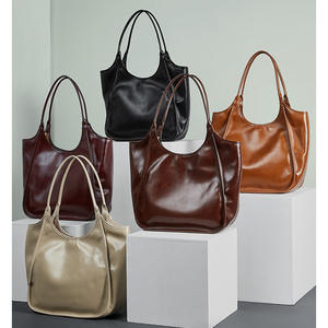 Sac fourre-tout élégant en cuir de vachette pleine fleur, sac à main pour femme en cuir tanné végétal, grande capacité, sac à bandoulière pour les trajets quotidiens - Product Image 5