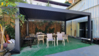Gazebo motorisé en aluminium avec écran, design spacieux et élégant, pour l'extérieur, la cour, la terrasse, le jardin, les fêtes, pergola