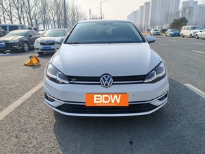 Exportation mondiale 2019 Volkswagen <span class=keywords><strong>Golf</strong></span> 280TSI 1.4T DSG Euro VI Voitures d'occasion bon marché de Chine prêtes à être expédiées - Product Image 2