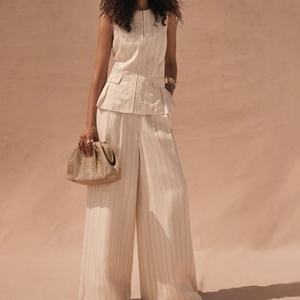 Conjunto de Lino Casual de Verano 2025 al por Mayor: Chaleco Rayado sin Mangas con Cuello en V y Botones y Pantalón de Pierna Ancha para Mujer - Product Image 1