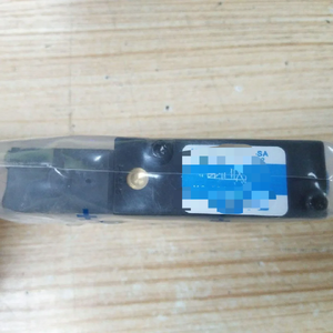 PLC Mebh-4/2-qs-6-wbrsa 160241新品送料無料Mebh4/2qs6sa - Product Image 1