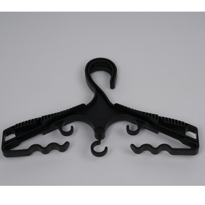 Colgador Multifuncional y Duradero de Material POM para Trajes de Buceo HG001 - Product Image 6
