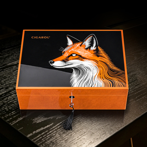 Hochwertiger Luxus-Zigarrenhumidor aus spanischem Zedernholz mit Klavierlack-Finish, tragbar für 70 Zigarren, anpassbare Markengestaltung. - Product Image 2