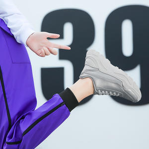 2021 INS Stile zapatos de <span class=keywords><strong>moda</strong></span> arcobaleno scarpe da ginnastica a piedi scarpe stile delle donne alla <span class=keywords><strong>moda</strong></span> della scarpa da tennis di altre scarpe sportive alla <span class=keywords><strong>moda</strong></span> - Product Image 5