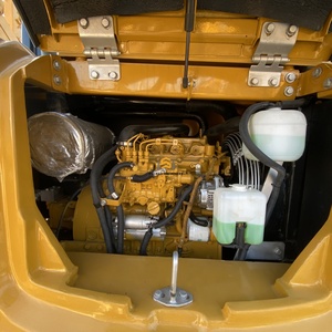 Garantie après-vente pour une utilisation agricole et domestique, excavatrice hydraulique sur chenilles Caterpillar CAT307 d'occasion de 7 tonnes, moteur 43 kW, Japon - Product Image 5