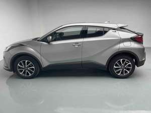 Yize IZOA 2021 2.0L Edizione Yichi SUV 5 Posti a Aspirazione Naturale, Auto Usata con Guida a Sinistra, Cerchi R17 e Tetto Apribile - Product Image 3