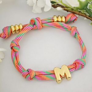 Pulsera de Amistad Hipoalergénica con Cordón Trenzado 3D de Colores, Ajustable con Nudo, Certificación CE, Regalo para el Día de San Valentín - Product Image 1