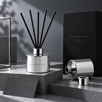 Conteneur vide en verre cylindrique argenté pour parfum d'ambiance, avec collier assorti, pour l'affichage d'arômes modernes au bureau