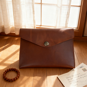 Sac enveloppe en cuir PU de luxe de haute qualité, personnalisé avec logo, pour emballage de bijoux, vente en gros - Product Image 3