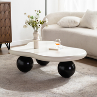 Table basse moderne créative en forme de nuage blanc avec panneau en bois irrégulier pour salon, meubles de maison