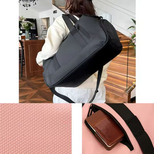 Bolsa de Viaje Impermeable de Gran Capacidad para Deportes al Aire Libre con Compartimento para Zapatos, en Oferta - Product Image 5