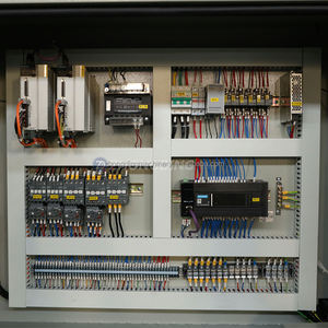 Scie à panneaux CNC automatique pour le travail du <span class=keywords><strong>bois</strong></span>, machine de découpe de <span class=keywords><strong>bois</strong></span> - Product Image 5
