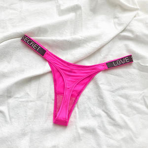 <span class=keywords><strong>Tanga</strong></span> Sexy para Mujer, <span class=keywords><strong>Tanga</strong></span> con Letras LOVE y Pedrería, Lencería de Cintura Baja, <span class=keywords><strong>Tanga</strong></span> Tentación, Bragas de Tela Sedosa, Ropa Interior Femenina - Product Image 6
