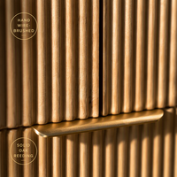 Commode à cinq tiroirs cannelée Disen, avec façade verticale à lattes, haute, pour chambre et salon, en bois de chêne naturel, multi-usages