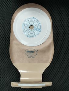 Yeni Tek Parça Kolostomi Torbası Fabrikadan Doğrudan İleostomi <span class=keywords><strong>Stoma</strong></span> Bakım Ostomi Torbası Kolostomi Torbası - Product Image 4