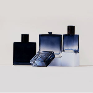 Baja MOQ 30ML 50ML Hombres Oscuro Gradiente Azul Rectángulo Vidrio Perfume Spray Botellas Con Tapa - Product Image 3