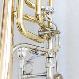 <span class=keywords><strong>Trombone</strong></span> en laiton à cloche en <span class=keywords><strong>cuivre</strong></span> doré <span class=keywords><strong>Trombone</strong></span> basse laqué clair avec étui <span class=keywords><strong>Trombone</strong></span> basse Full Slide en cupronickel - Product Image 4