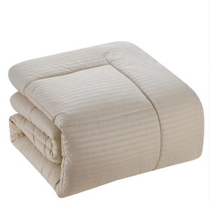 Letto matrimoniale in una borsa Set piumino 7 pezzi con piumino e lenzuola prezzo all'ingrosso Set biancheria da letto trapunta piumino - Product Image 4