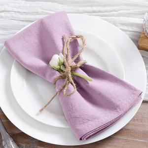 Serviettes de table en coton et lin vert élégantes en gros de Ychon avec décoration en ficelle et fleurs, serviette pour l'arrangement de table de mariage - Product Image 3