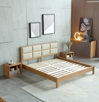 Mobilier de chambre à coucher en bois de frêne massif Plate-forme de lit avec coussin rembourré Tête de lit Matelas Fondation Lit Ba