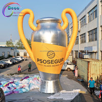 Modèle de trophée gonflable géant argenté et jaune pour l'anniversaire de l'entreprise et la promotion d'événements d'entreprise