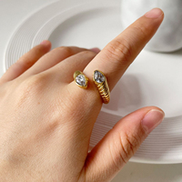YF3264 Bague ouverte vintage en acier inoxydable texturé en forme de serpent, pavée de zircons CZ, plaquée or 18 carats, en acier titane torsadé