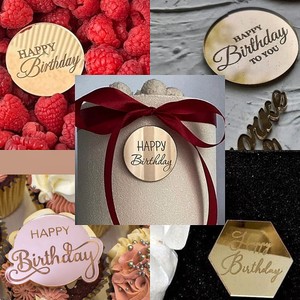 ท็อปเปอร์เค้กอะคริลิกรูปทรงกลมลายน้ำผึ้งและหวานๆ หนา 1.3 มม. ของตกแต่งงานวันเกิด สไตล์ Ins  ปลั๊กอินเค้กพลาสติก - Product Image 5