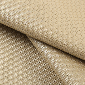 1.0 di spessore in PVC in rilievo tessuto in <span class=keywords><strong>pelle</strong></span> sintetica piccola <span class=keywords><strong>pelle</strong></span> intrecciata per borse scarpe paglia modello tappetino di fondo spazzolato - Product Image 4