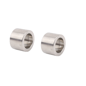 Tuerca <span class=keywords><strong>de</strong></span> conexión roscada SS304 personalizada, manga <span class=keywords><strong>de</strong></span> soldadura redonda para varilla cilíndrica y juntas <span class=keywords><strong>de</strong></span> alambre interior, acoplamientos <span class=keywords><strong>de</strong></span> extremos <span class=keywords><strong>de</strong></span> soldadura - Product Image 2