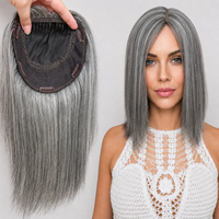 Prothèse capillaire européenne à clipser avec dessus en soie, couleur gris clair poivre et sel, base en soie avec trame arrière pour femmes âgées