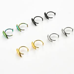 1 Par de Anillos de <span class=keywords><strong>Labio</strong></span> Falsos de Acero Inoxidable, Ajustables, Sin Perforación, con Diseño de Dientes de Lobo, Estilo Punk, para Halloween, en Forma de C, para Hombres y Mujeres - Product Image 3