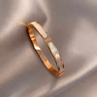 Bracelet en perles et diamants avec lettres, style exagéré, tendance, luxe léger, bijoux haut de gamme, transfrontalier Europe États-Unis