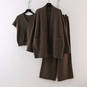 ชุดเซ็ตผู้หญิงสไตล์เกาหลี ฤดูใบไม้ร่วง 2026 แบบหลวม ดูหรูหรา สบายๆ ช่วยลดอายุและพรางหุ่น ขายส่งราคาโรงงาน - Product Image 4