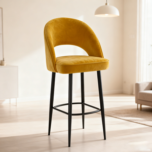 Tabouret de <span class=keywords><strong>bar</strong></span> moderne en velours jaune doré avec pieds en métal noir, assise ergonomique et confortable pour îlot de cuisine américain - Product Image 1