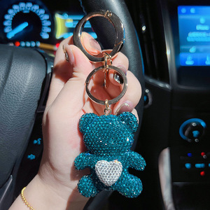 Cristal mujeres oso corazón forma llavero Rhinestone oso coche llavero decoración encanto oso llaveros - Product Image 5