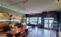 Comptoir de Bar Moderne pour Café, Mobilier de Magasin de Pâtisserie en Bois Tendance, Design Intérieur Personnalisé pour Café