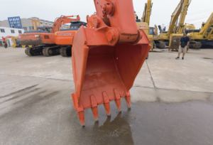 Excavadora japonesa Hitachi ZX120 de alta calidad, excavadora de orugas Hitachi ZX120 usada en venta - Product Image 6