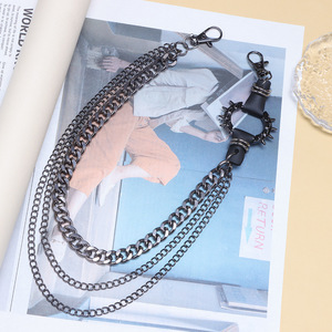 โซ่คาดเอวสไตล์พังก์ โซ่โลหะแบบมีหนาม สีดำ ทำจากโลหะผสมสังกะสี แฟชั่นลำลองสำหรับใส่กับกางเกงยีนส์และกางเกงอื่นๆ - Product Image 4