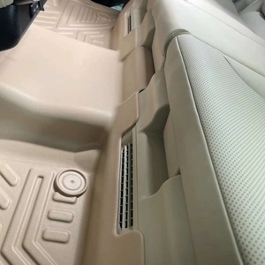 Alfombrilla de Coche KQD 5D TPE Impermeable de Fibra de Carbono Negra Compatible con LAND CRUISER LC300 y AXE 2025 - Product Image 4