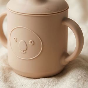 Tasse d'apprentissage en silicone pour bébé, tasse à paille anti-chute pour l'apprentissage et l'entraînement, adaptée aux enfants de 6 mois à 3 ans - Product Image 3