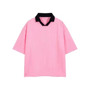 เสื้อโปโลผู้ชายสีชมพู แขนสั้น ทรงปกติ สีพื้น สไตล์ลำลอง ผ้าถัก ทรงโอเวอร์ไซส์ ขายดี - Product Image 1
