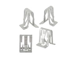 Clip métallique en U 8043 de haute qualité pour tableau de bord automobile, support de fixation à vis en métal pour tableau de bord et garniture intérieure – Vente en gros