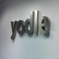 Letras Metálicas 3D Personalizadas para Fachadas de Edificios Comerciales, Señalización de Acero Inoxidable con Acabado Dorado